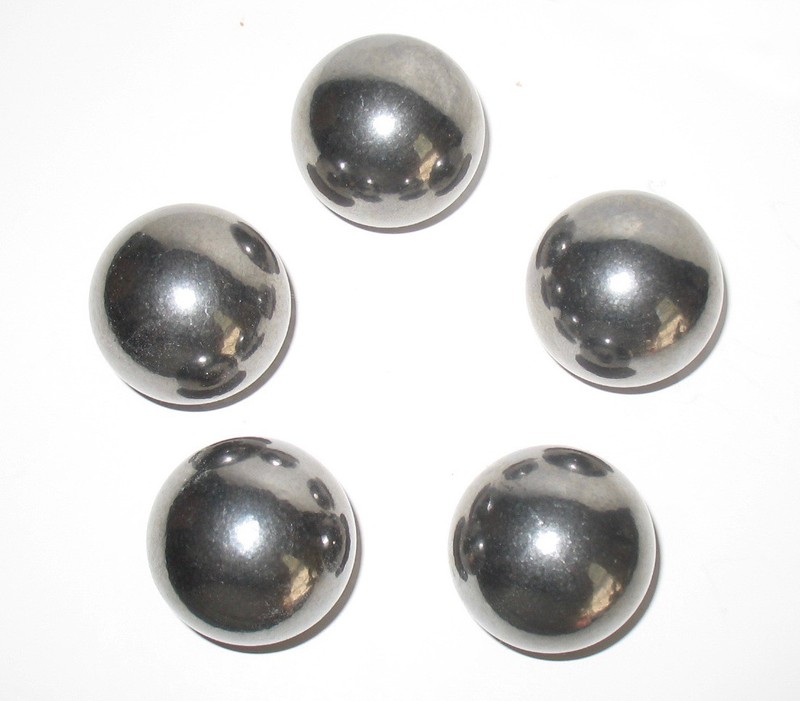 5 (Five) 1-1/2 inch Soft Carbon Steel Balls Can Be Drilled or Machined