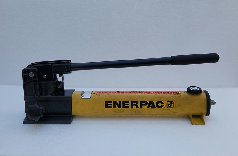 ENERPAC P2282 HIGH PRESSURE HYDRAULIC HAND PUMP 40.000PSI 2800BAR #FORPARTS