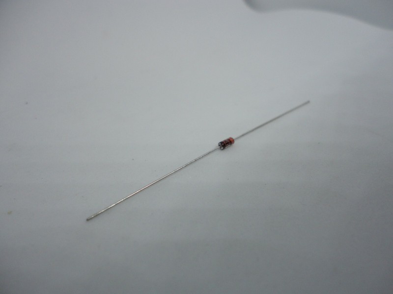 20 Pcs Pack Lot 1N4148 DO-35 High Speed Nano Micro Switching Signal Glass Diode gallery