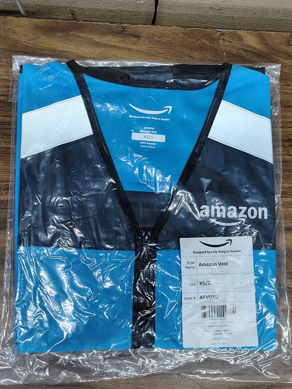 NEW In The Bag LULY YANG Blue High Visibility Reflective Vest Unisex gallery