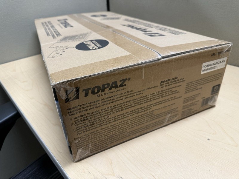 Topaz ARL-150PCS-SWO 150W, New Southwire/Topaz LED Light Fixture gallery