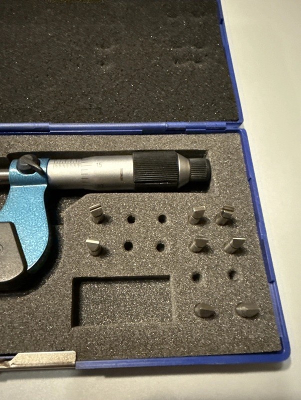 Screw Thread Micrometer 0-1" 0.001" Anvil Sets Included gallery