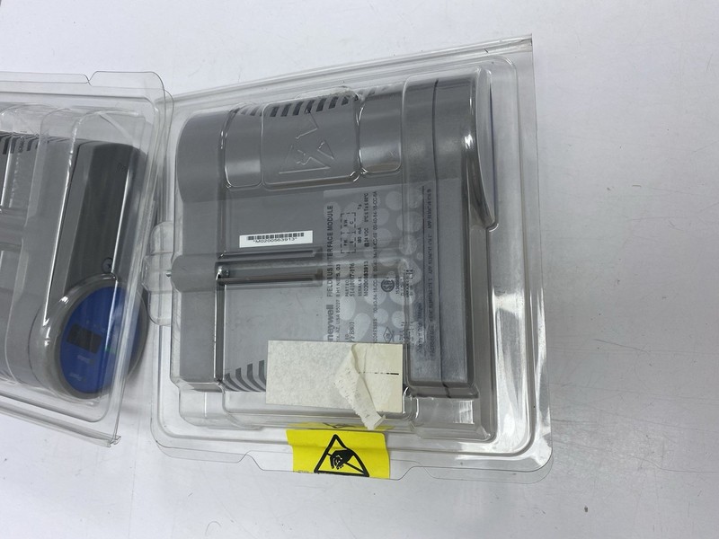 Honeywell Fieldbus Interface Module H1-8 , CC-PFB801 PN:51410087-176 gallery