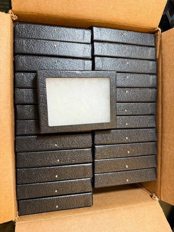 Box of 24 NEW unopened 4 x 3 x 3/4 Riker Mount Display Case