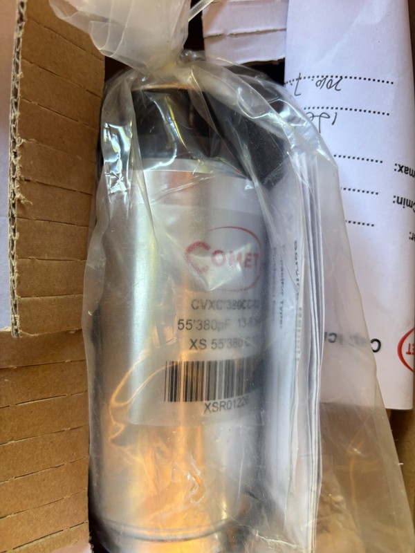 New in box - Comet Gas Variable Capacitor XS 55-380 S/13kV gallery