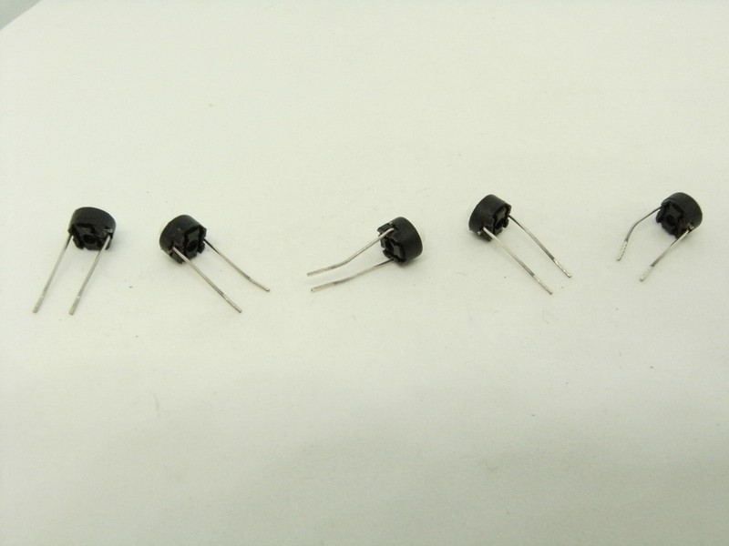 5x PCs Pack Lot 6x6x5mm Round 2 Pins Power Buttons Micro Switch Momentary DIP gallery