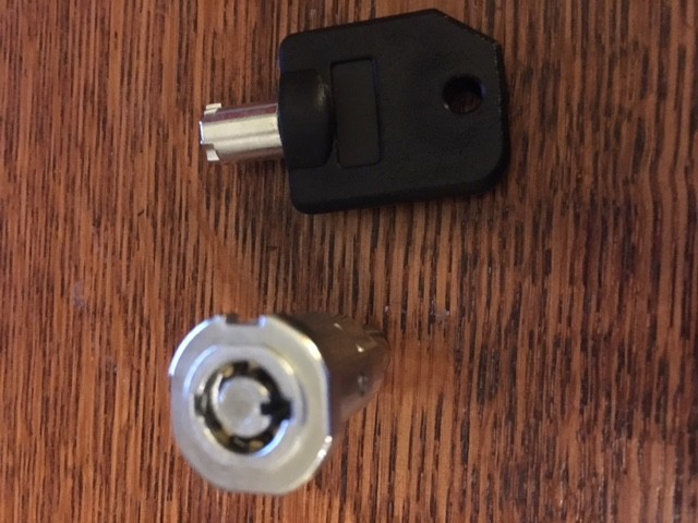 LYPC Classic Proline Tough Pro Lock & Key For Gumball Candy Vending Machines