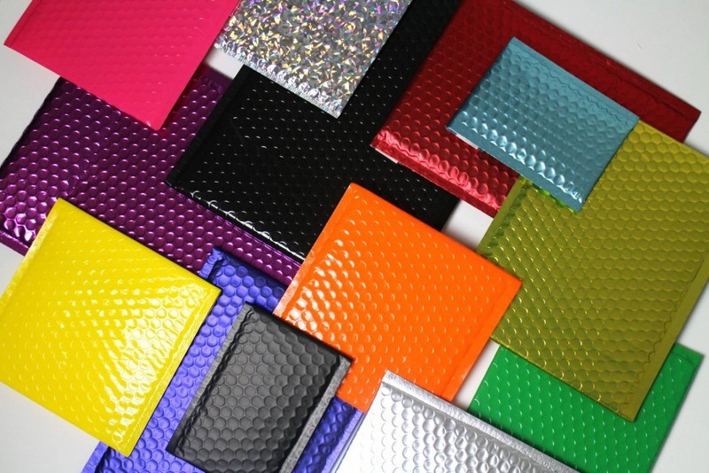 #000 Matte Metallic Colorful Poly High Bubble Mailers Envelopes 4×8 (Inner 4×7)