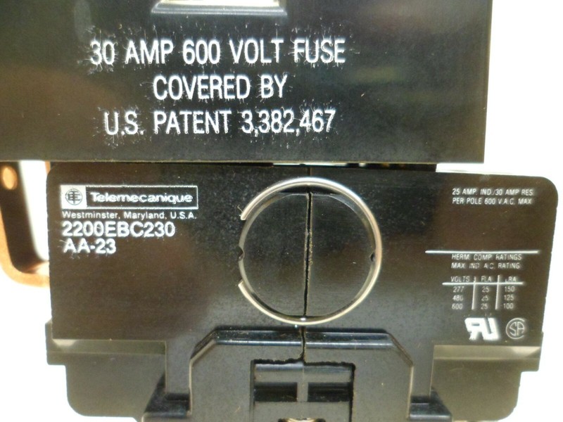 TELEMECANIQUE 2200EBC230AA-23 FUSIBLE CONTACTOR 110/120VAC 3 POLE N/O N.O.S. gallery