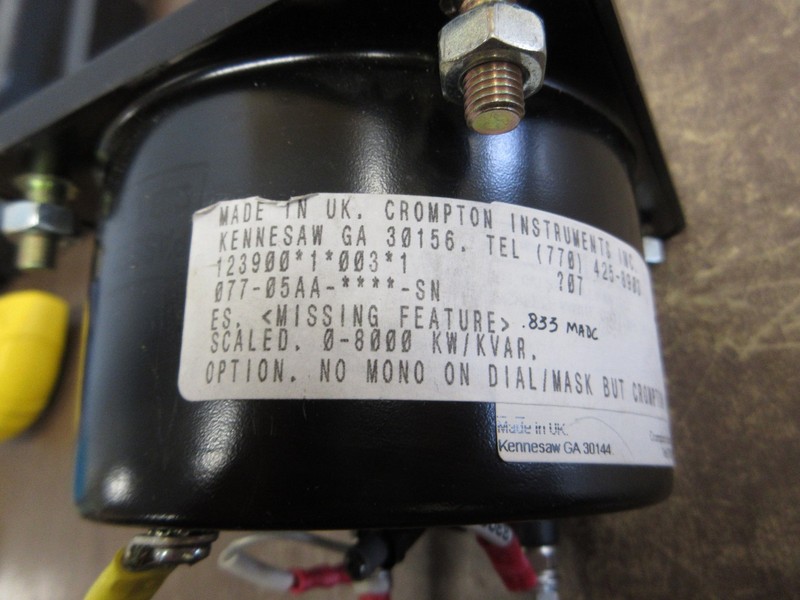 Crompton AC KW/KVAR Meter 077-05AA-****-SN Range: 0-8000 KW/KVAR Used gallery