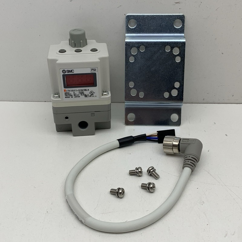SMC ITV1011-21N1BL4 Regulator NPN 14.5PSI, 12-15VDC Power, 0-5V Control, 1/8 NPT