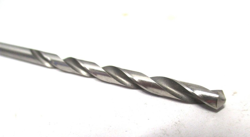 NEW (152120) #20 5/32 x 2-1/8 x 3-1/4 2-Flute HSS Spiral Fl Jobber Drill - 12 PC gallery