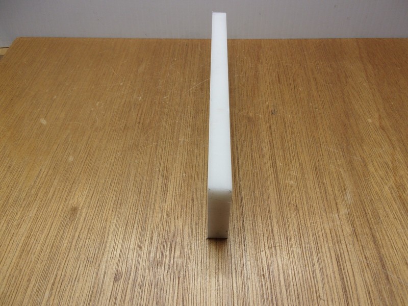 UHMW PE 1/2" X 2" X 8" White Opaque Rectangular Flat Bar Stock USASealing gallery