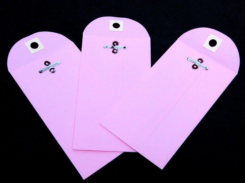 #5-1/2 Business Coin Metal Clasp Envelopes (3-1/8" x 5-1/2") - 32lb. Pink (GI) gallery