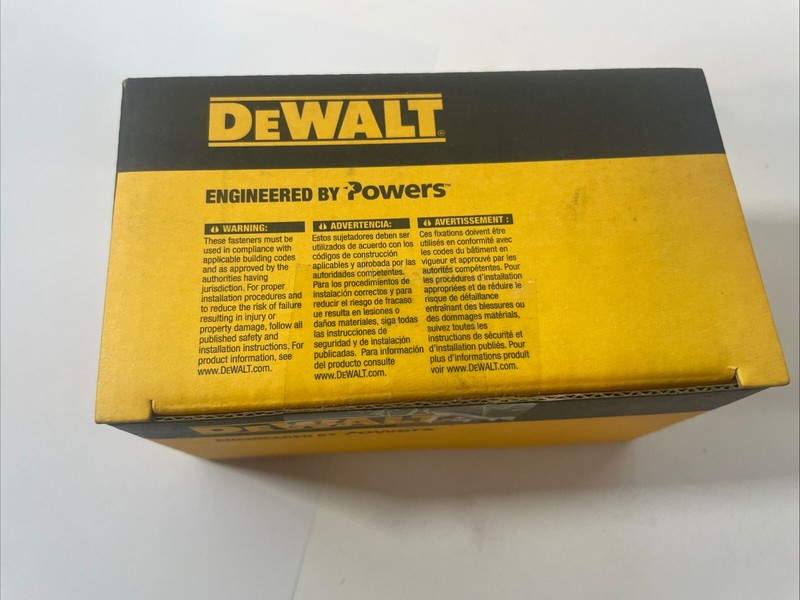 DEWALT Vertical Rod Hanger 25 Count 1/4" x 1" PFM2261000 Hangermate + Wood gallery