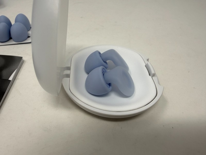 Loop Dream BLUE Silicone/Memory Foam Tips Sleeping Comfortable gallery