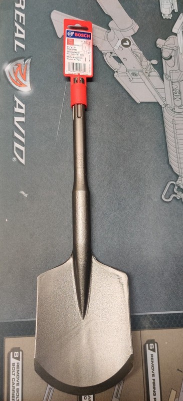 Bosch SDS-Max Shank Clay Spade – 17″