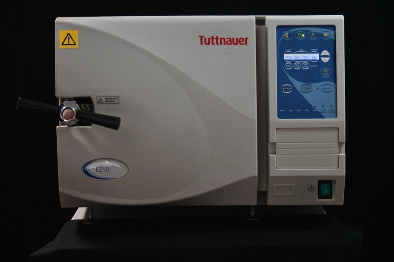 Tuttnauer EZ10 2540EA Autoclave Steam Sterilizer Dental, Cosmetology, Veterinary