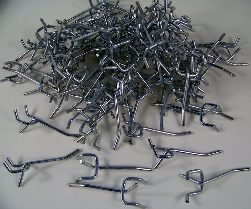 100pc 2 inch PEGBOARD HOOKS for 1/8″ & 1/4″ Peg Board Zinc Plated 2″ Metal Hook