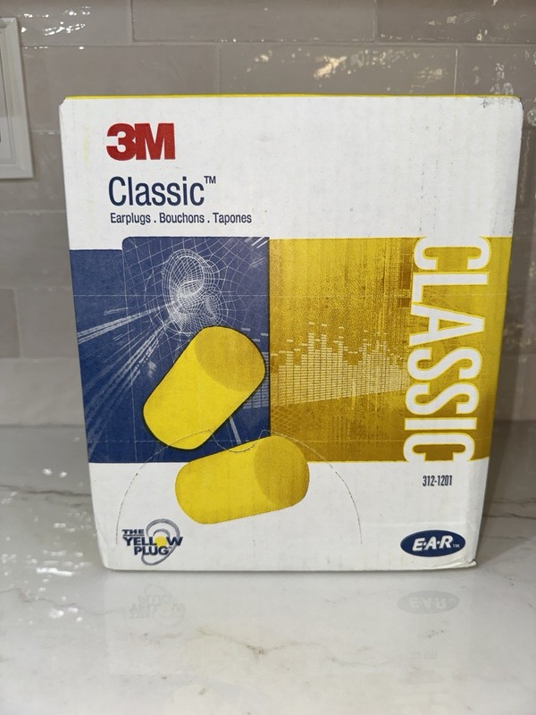 3M Ear Plugs, E-A-R Classic 310-1001, 200 Pairs of Disposable Earplugs