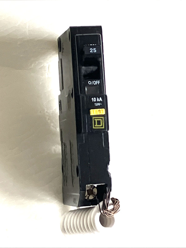 Square D QO125GFI Mini circuit breaker, QO, 25A, 1P, 120V, 10kA Used WARRANTY gallery