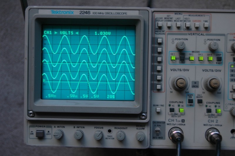 Tektronix 2246 1Y Four Channel 100 MHz Oscilloscope, two probes, power cord gallery