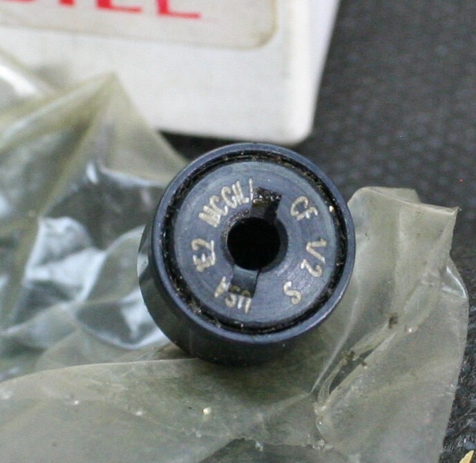 One (1) McGill CF 1/2 S Cam Follower 1/2″ NEW