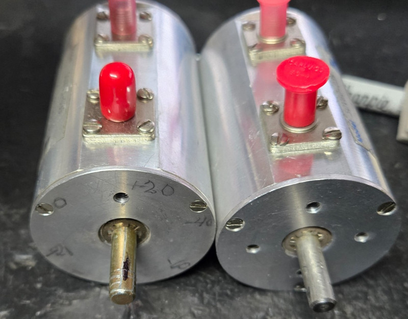 Allen Industries 50V60-001 rotary step attenuator 0-60dB SMA Tested gallery