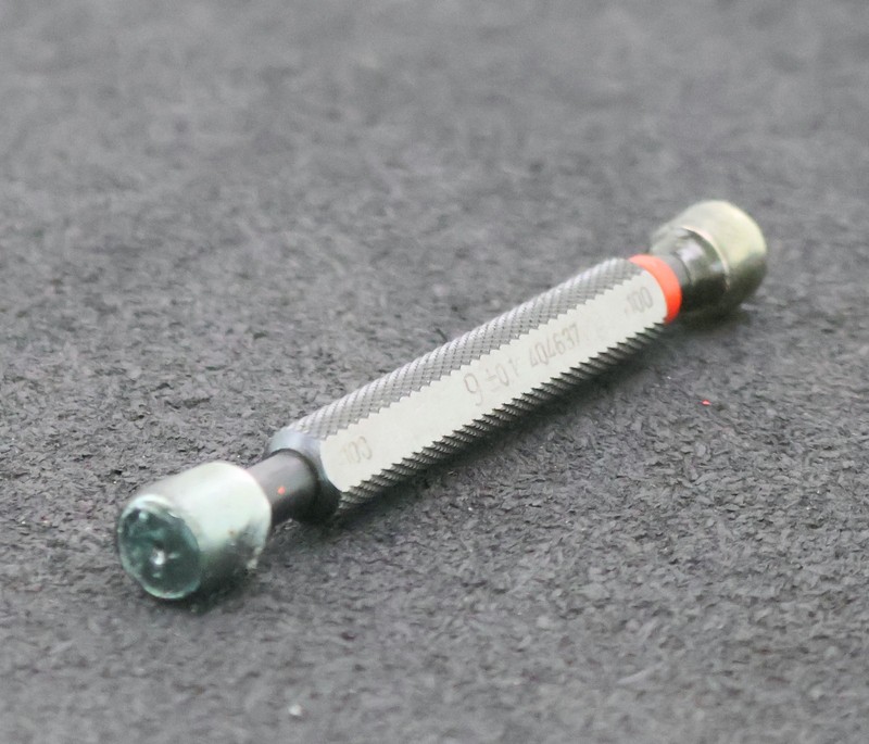 Limit gauge good/reject test mandrel Ø 9 mm +/-0.1 tolerance range -100/-+100 μm