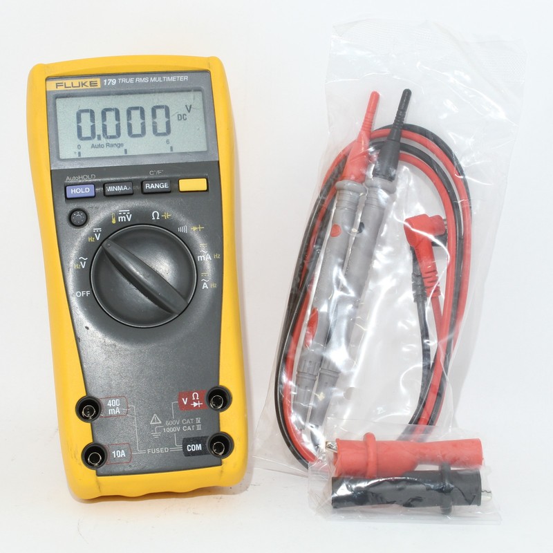 Good Fluke 179 True RMS Handheld Digital Multimeter with New Lead Set