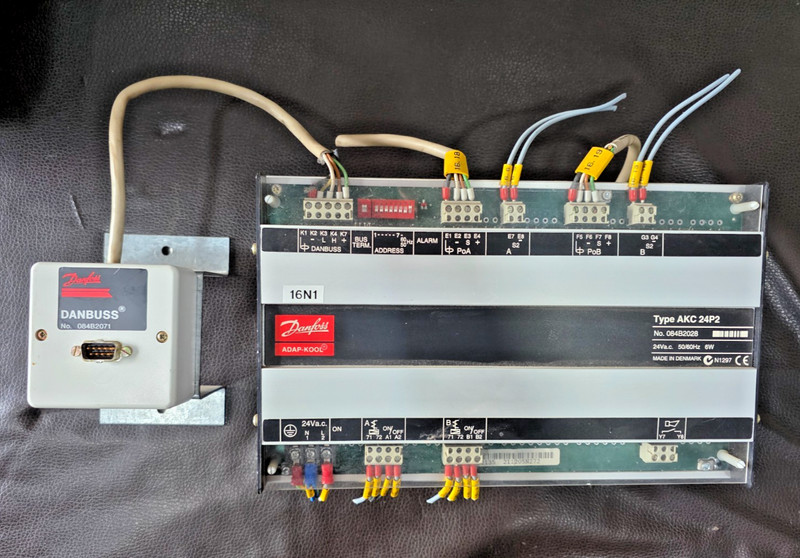 DANFOSS ADAP-KOOL TYPE AKC 24P2 084B2028 24Vac 50/60 HZ 6W gallery