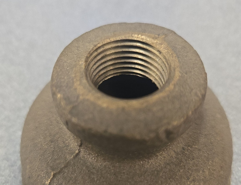 2IN X 1/2IN CAST BRASS REDUCING COUPLING *NEW OLD STOCK NEVER INSTALLED* gallery