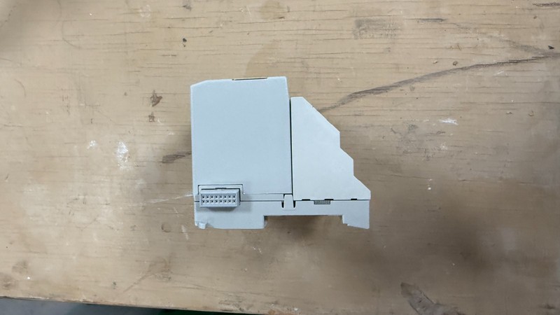 ALLEN BRADLEY 1794-1B16 & Various other modules. Make offer for all
