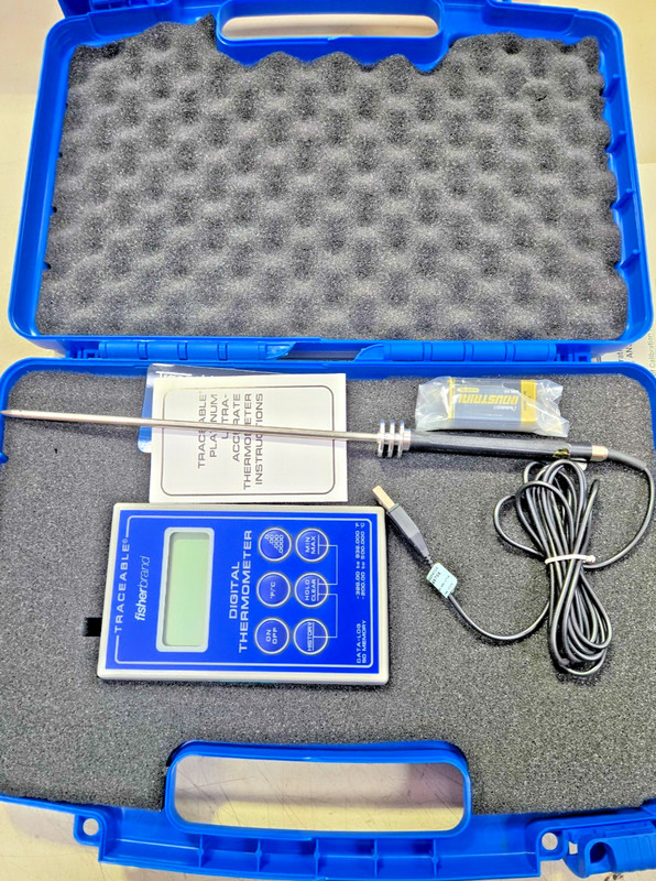 ^ Fisherbrand Traceable 15-081-102 Digital Thermometer NEW