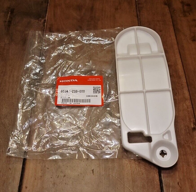 NEW Genuine HONDA Spark Plug Cover EU3000IS 63347-ZS9-000 OEM