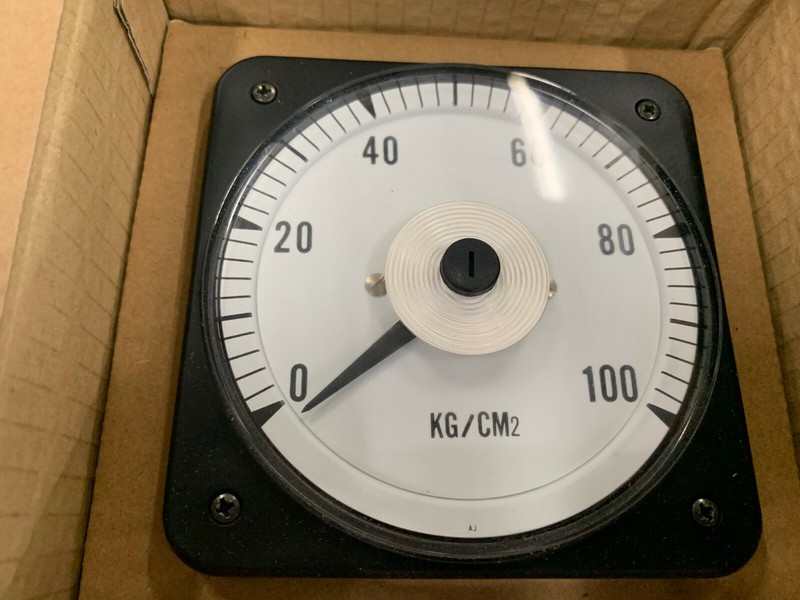 The Meter Shop Switch Board Meter CR-07705RAHGXX 0-100 kg/cm2 4..20mA