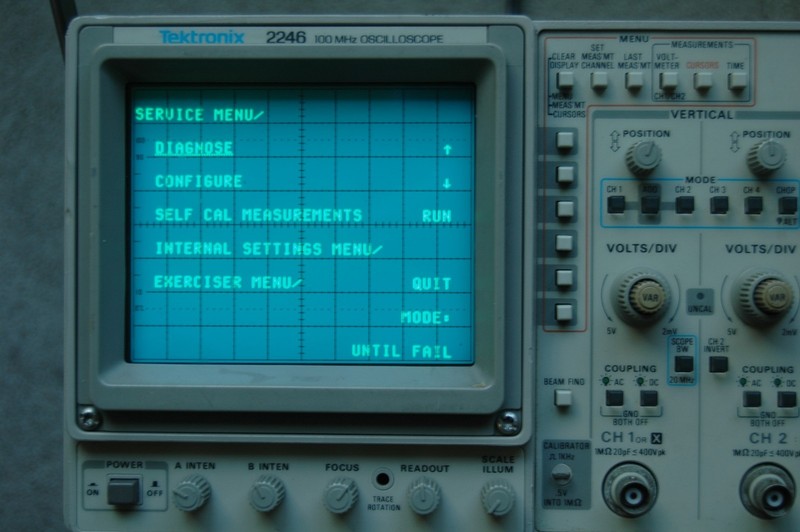 Tektronix 2246 1Y Four Channel 100 MHz Oscilloscope, two probes, power cord gallery
