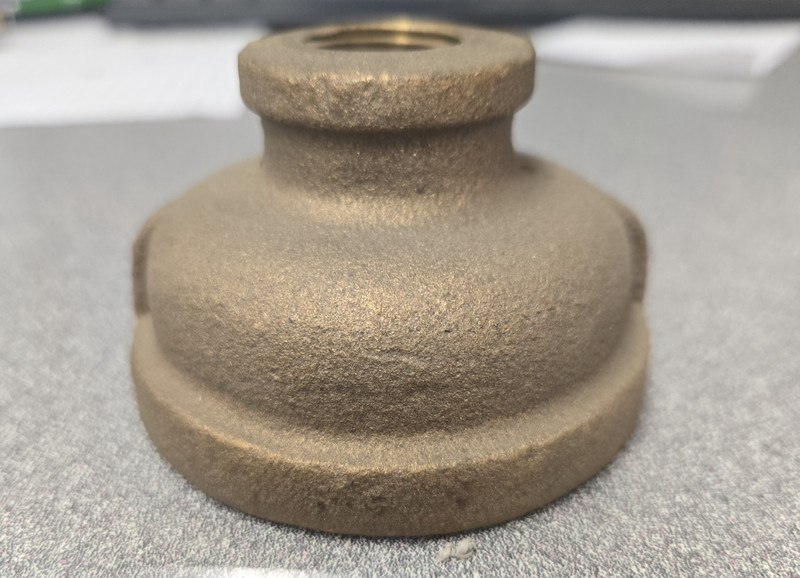 2IN X 1/2IN CAST BRASS REDUCING COUPLING *NEW OLD STOCK NEVER INSTALLED*