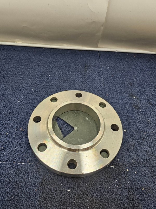 Chandan CH-24982 4″ Pipe Flange SORF 150 Class B16.5 F304/304L SA/A182