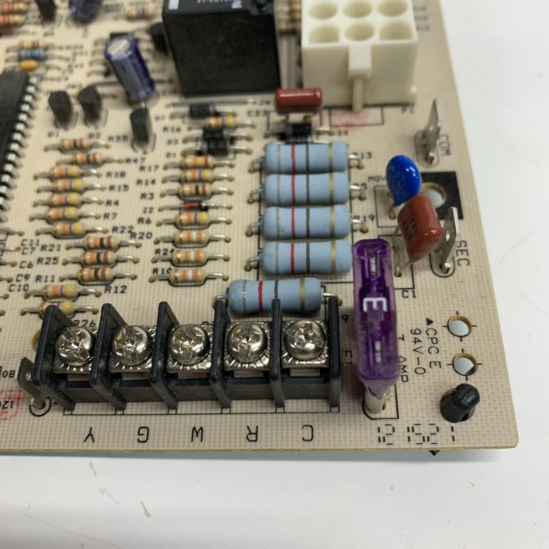 Ruud 62-25338-01 Furnace Control Board 1097-200 gallery