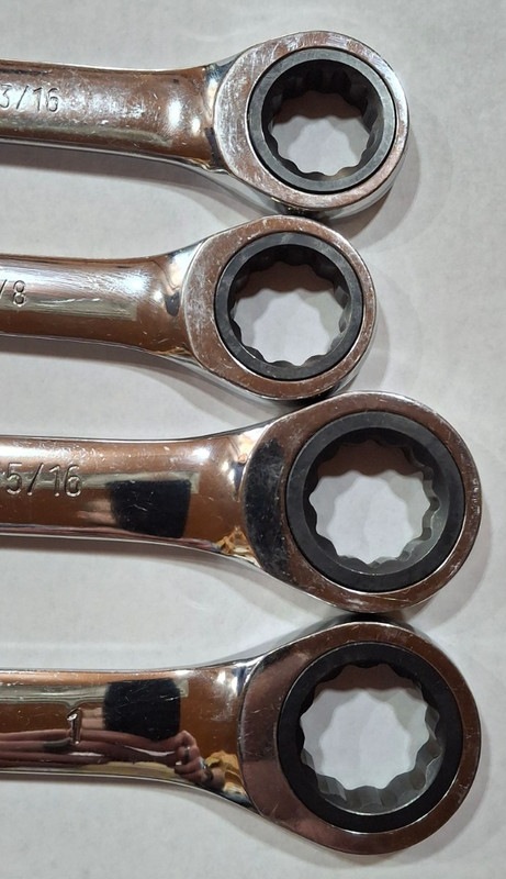 GearWrench large SAE ratcheting wrenches, sizes 13/16”, 7/8”, 15/16”, & 1” gallery