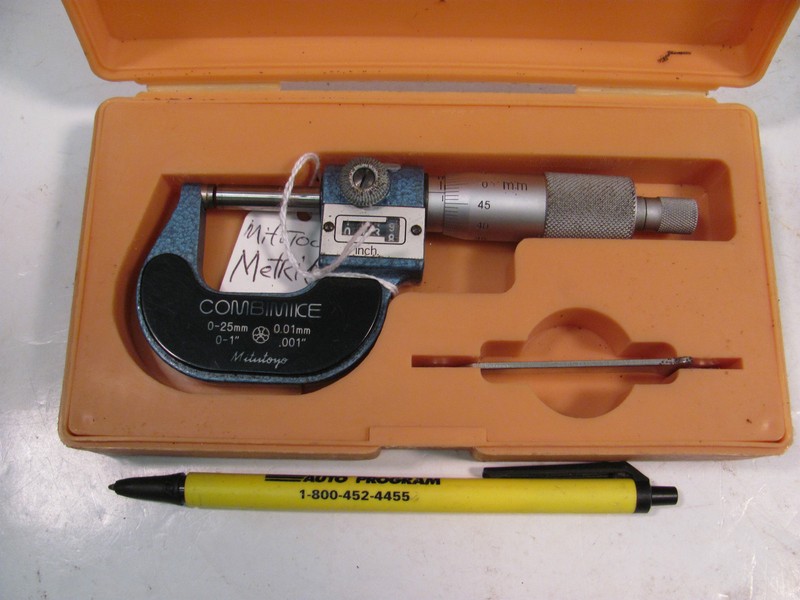 SB262E MITUOYO MICROMETER MODEL 159-101 0-25mm RANGE WITH .001″ DIGITAL READOUT