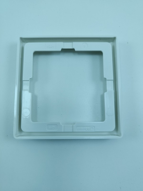 SCHNEIDER ELECTRIC MTN481119 Artec Frame 1-Gang Polar White Glossy PER 1PC gallery