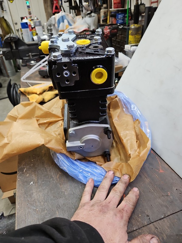 TRP BC2-25552 AIR COMPRESSOR, 16.5 CFM SIZE gallery