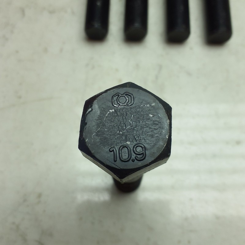 20 Pack M20-1.50 x 100mm Hex Head Cap Screw Class 10.9 Bolts M04161.200.0100 gallery