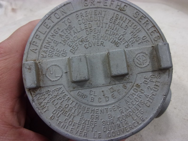 APPLETON ELECTRIC GRLB75 Conduit Junction Body Cast Iron 3/4" Hazardous Location gallery