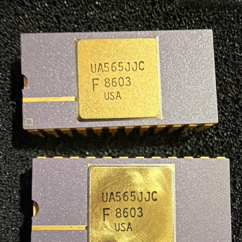 UA565JJC Interface IC, Analog I/O, Ceramic 16-Pin TH DIP, Gold Contacts x3