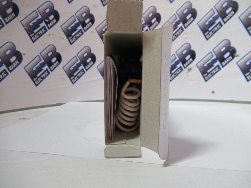 Eaton QB1020GF Circuit Breaker 20 Amp 120 Volt 1P GF Protection Bolt On -NEW-B gallery