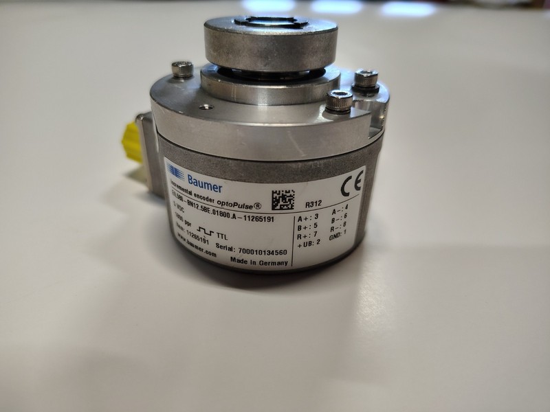 Baumer EIL580-BN12.5BE.01800.A Incremental Encoder 11265191 New Open Box
