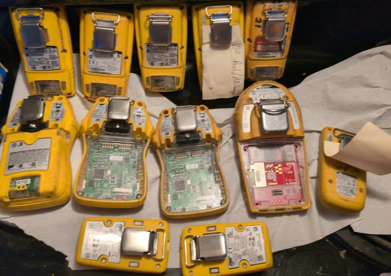 Lot of Honeywell 12 BW Honeywell Gas Alert Air Monitors Non Working Repair Parts gallery